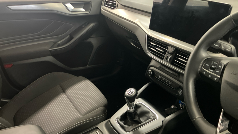 Ford Focus 1.0 EcoBoost Titanium 5dr Petrol Estate